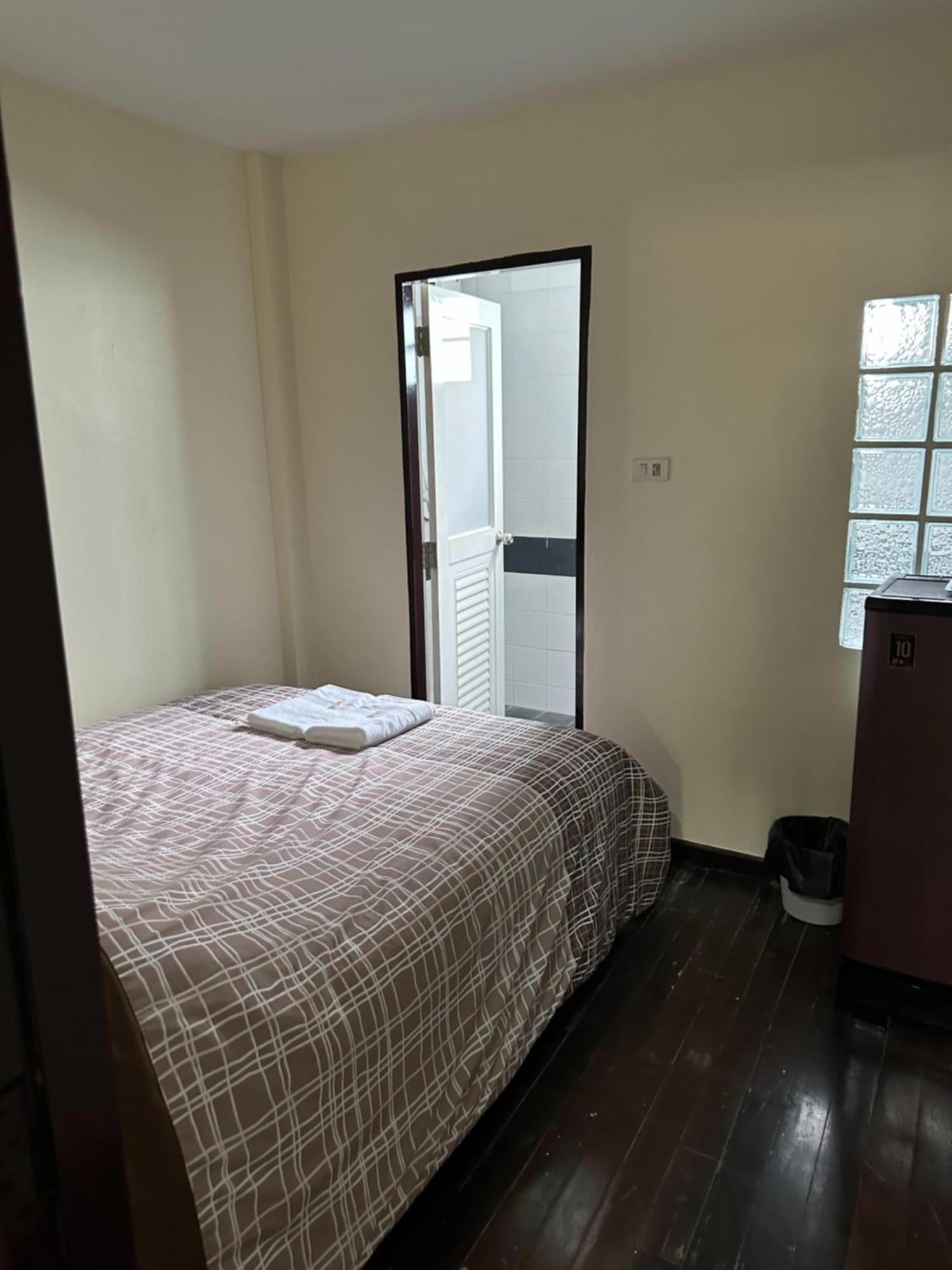 Hotel Orchid House Bangkok Zewnętrze zdjęcie